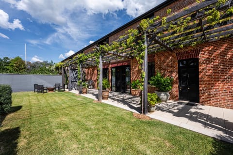 Patio, Garden, Garden view