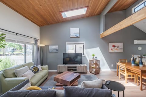 Capital City Comfort House in Salem