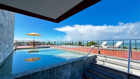 Day, Natural landscape, View (from property/room), Balcony/Terrace, Pool view, Sea view, Swimming pool, sunbed
