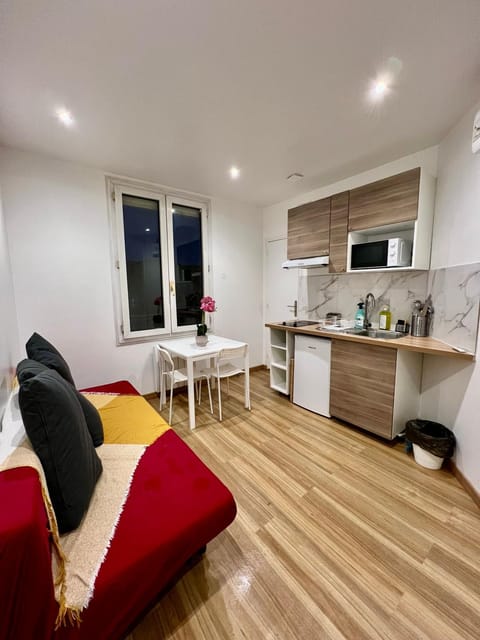 Gagny Chemin de fer charmant hébergement Apartment in Gagny