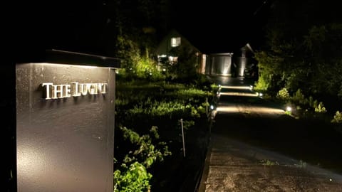 Facade/entrance, Property logo or sign