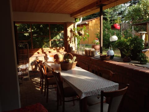 Balcony/Terrace, Garden view