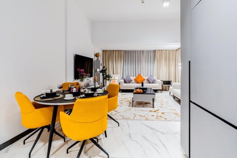 Communal lounge/ TV room, Dining area