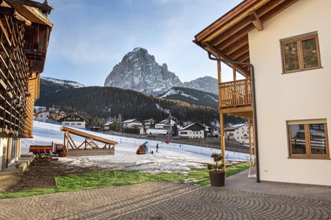 Tieja Panoramic Lodge Apartment in Sëlva