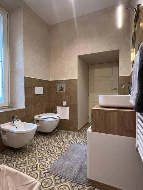 Toilet, Bathroom, bidet