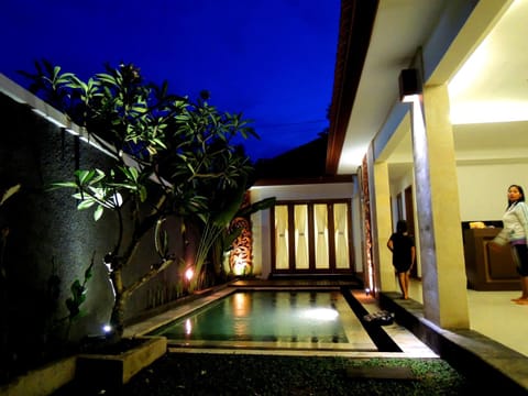 Activities, Garden, Balcony/Terrace, Lounge or bar, Animals, Garden view, Pool view, Entertainment, Alcoholic drinks, Non alcoholic drinks, Family