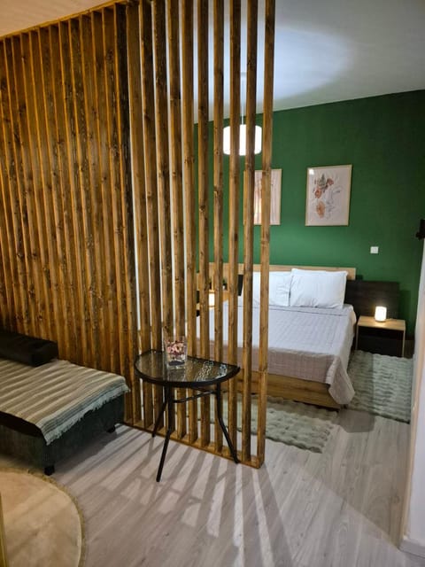 Bed, Seating area, Bedroom