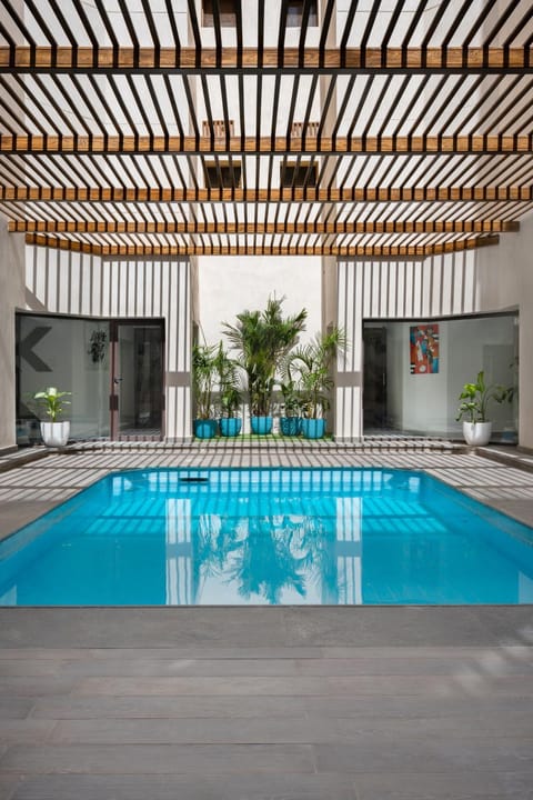 Property building, Swimming pool