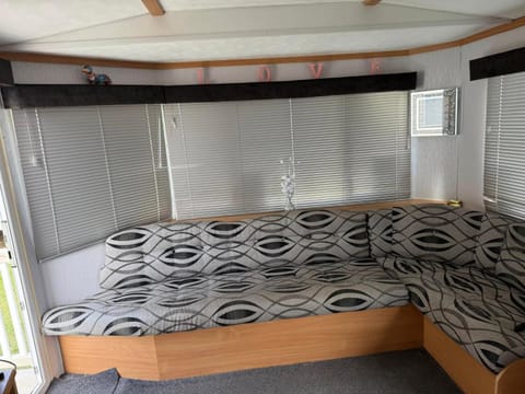 Living room, Photo of the whole room