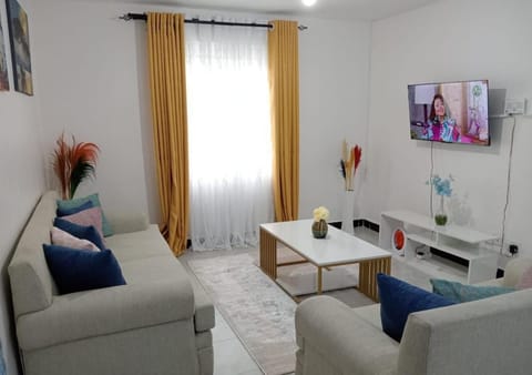 Communal lounge/ TV room, TV and multimedia, Living room, Seating area, Evening entertainment