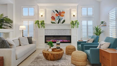 Heated Pool, Hot Tub, Pool Table, Putting Green, 5BR House in Peoria