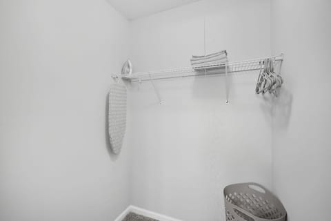 Crest at East Cobb 1828 Peaceful, Roomy 2Bd 2Bt Apartment in Marietta