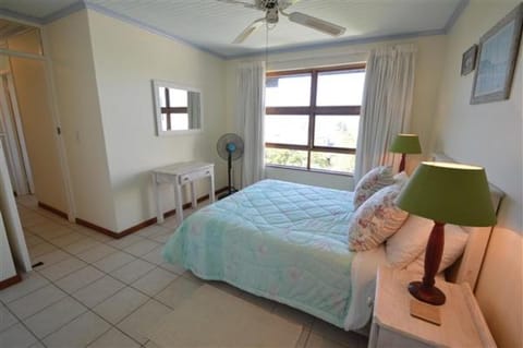 Laridae Getaway Apartment in Plettenberg Bay