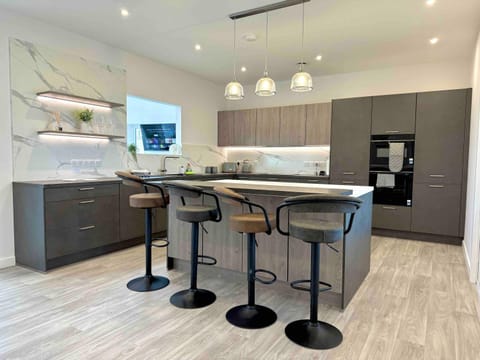 Isles View, Luxury Modern Spacious Villa in Kirkwall House in Scotland