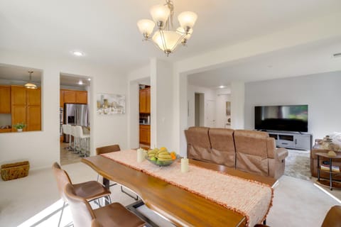 13 Mi to Slopes Cozy Home with Fenced Yard in Reno House in Reno