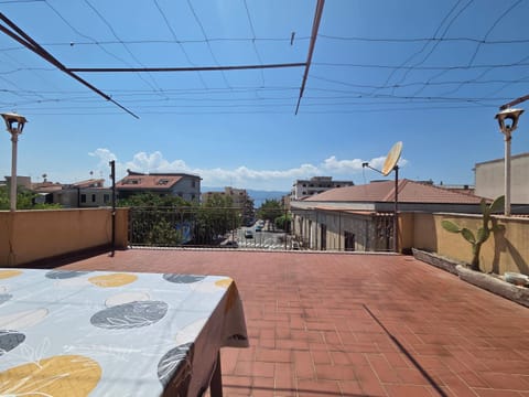 View (from property/room), Balcony/Terrace