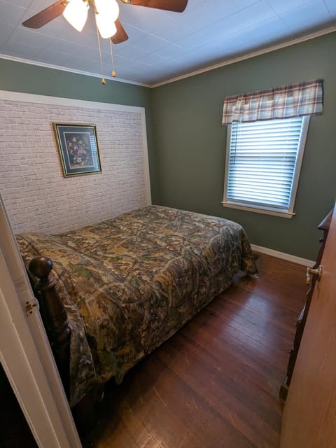 MinCo Properties WV, Carswell Hollow Overlook House in West Virginia