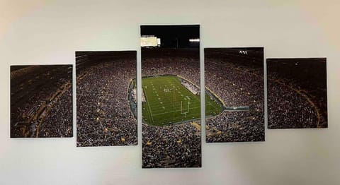 Green Bay getaway to Lambeau and Titletown House in Ashwaubenon