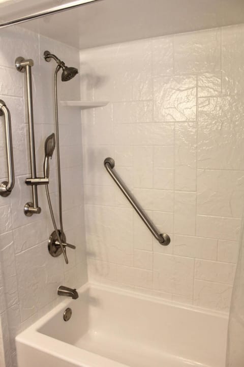 Green Bay getaway to Lambeau and Titletown House in Ashwaubenon