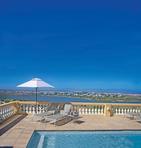 Balcony/Terrace, Swimming pool