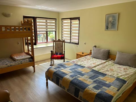 Bed, Seating area, Bedroom