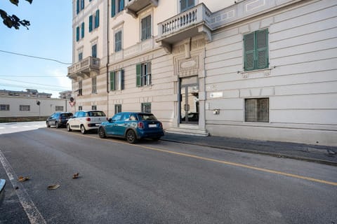 Evy's Rooms Bed and Breakfast in La Spezia