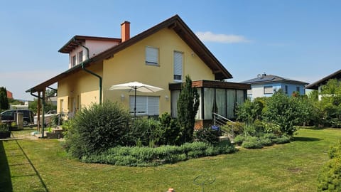 Property building, Garden, Garden view
