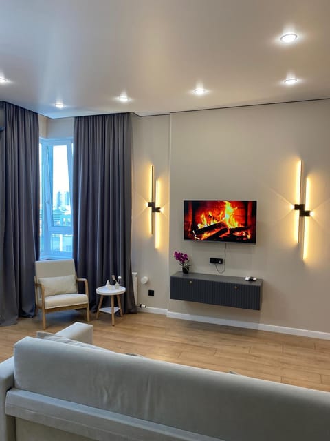 Communal lounge/ TV room, TV and multimedia, Living room, Seating area