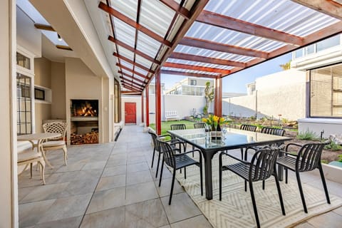 Patio, BBQ facilities, Seating area