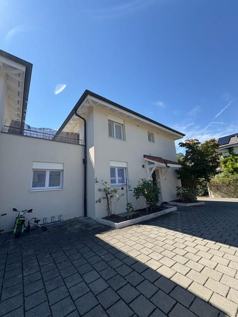 Charming family villa Villa in Canton of Geneva