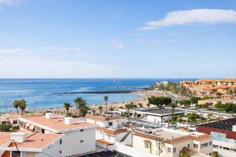 Day, View (from property/room), Beach, City view, Sea view