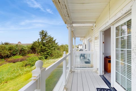 The Abilene at Judith Ann Inn Apartment in Ocean Shores