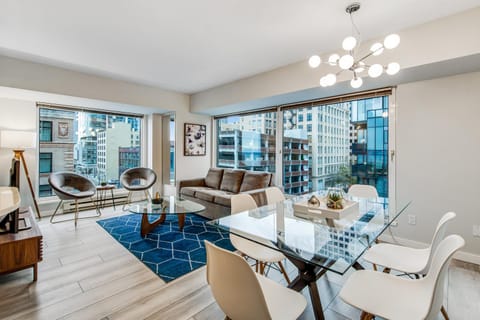 Newmark Jewel Apartment in Pike Place Market