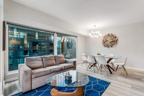 Newmark Jewel Apartment in Pike Place Market