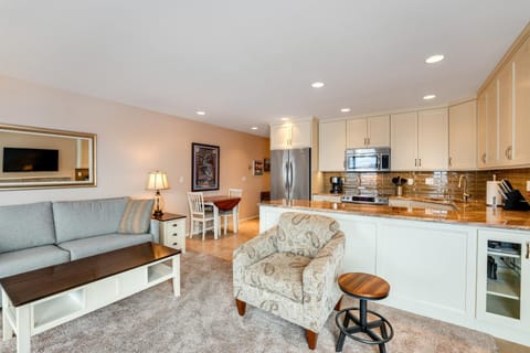 Lake Chelan Shores Chelan Beauty 18-7 Apartment in Chelan (In Town)