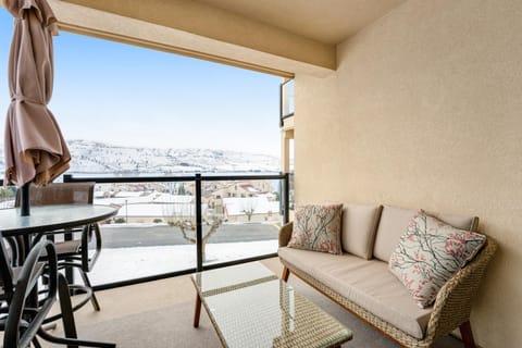 Lake Chelan Shores Chelan Beauty 18-7 Apartment in Chelan (In Town)