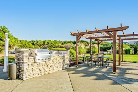 Jewel by the Sea Apartment in Westport