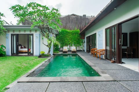 Natural landscape, Garden, Garden view, Pool view, Swimming pool