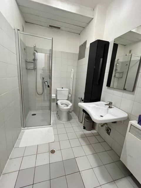 Bathroom, Living room