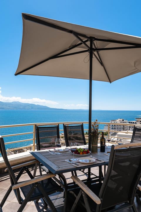 Patio, Day, Natural landscape, View (from property/room), Balcony/Terrace, Living room, Seating area, Dining area, Sea view