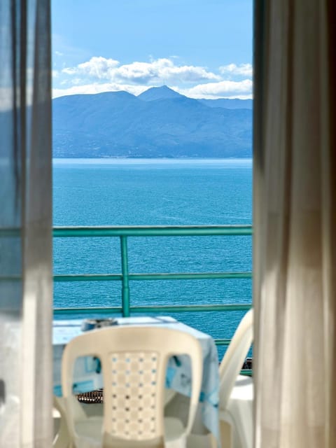 Day, Natural landscape, View (from property/room), Balcony/Terrace, Seating area, Sea view