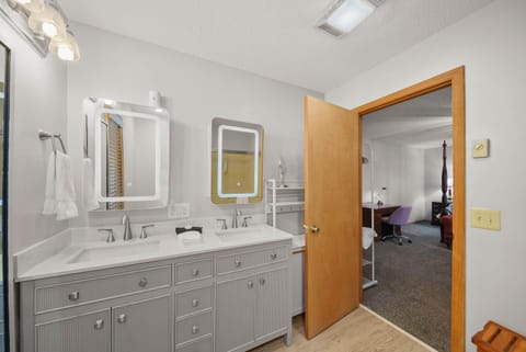 Chalet Cortina House in Beech Mountain