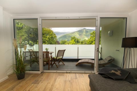 Natural landscape, View (from property/room), Balcony/Terrace, Living room