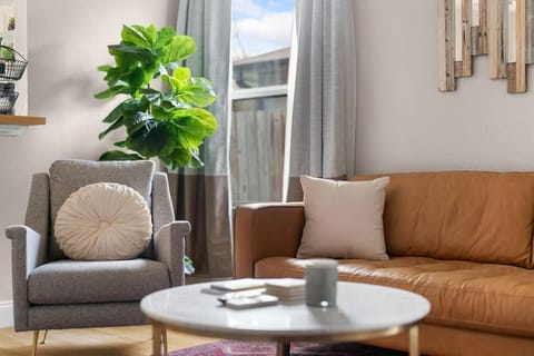 Southern Solace Retreat Game Room Getaway House in Austin