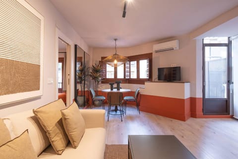 Communal lounge/ TV room, Living room