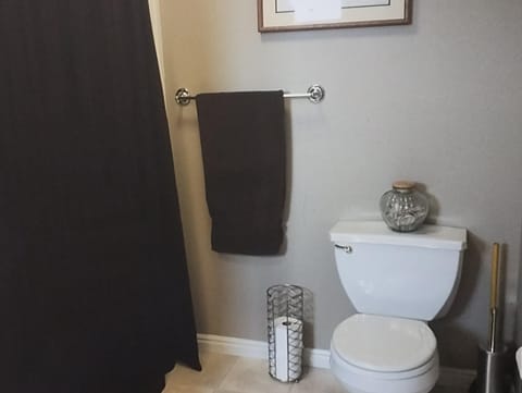 Birdie 2 people room Hostel in Pocatello