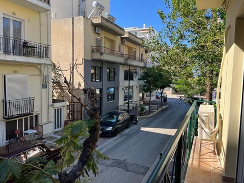 Loutraki's Seaside Serenity, 2 BDRM apartment Apartment in Euboea