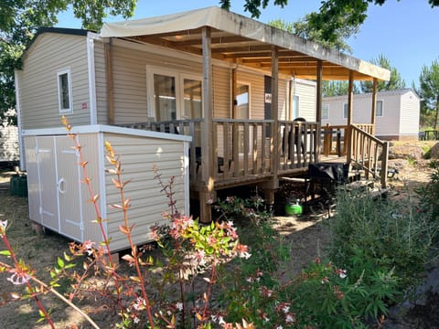 Property building, Spring, Garden view