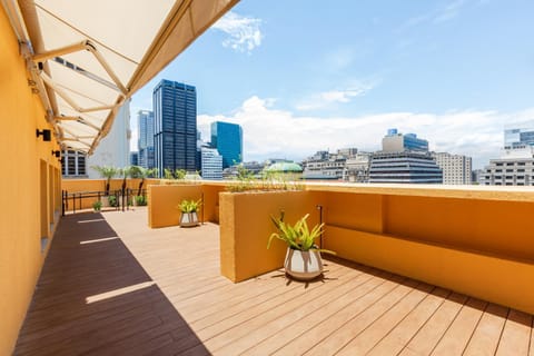 Balcony/Terrace, City view