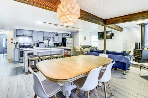 Todd Lake Access with Dock Across the Street! House in Michigan